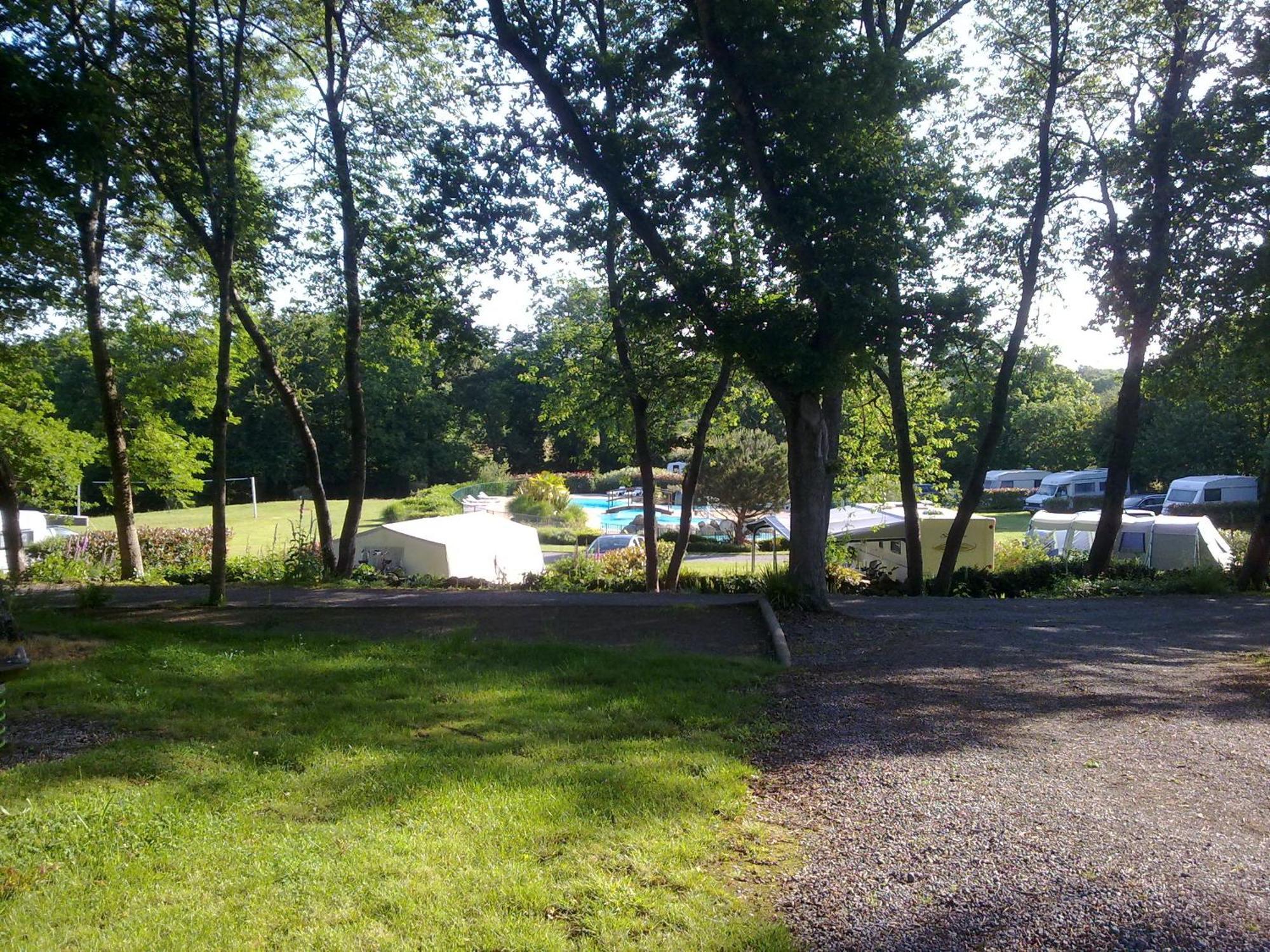 Camping le Balcon de la Baie Saint-Marcan Extérieur photo