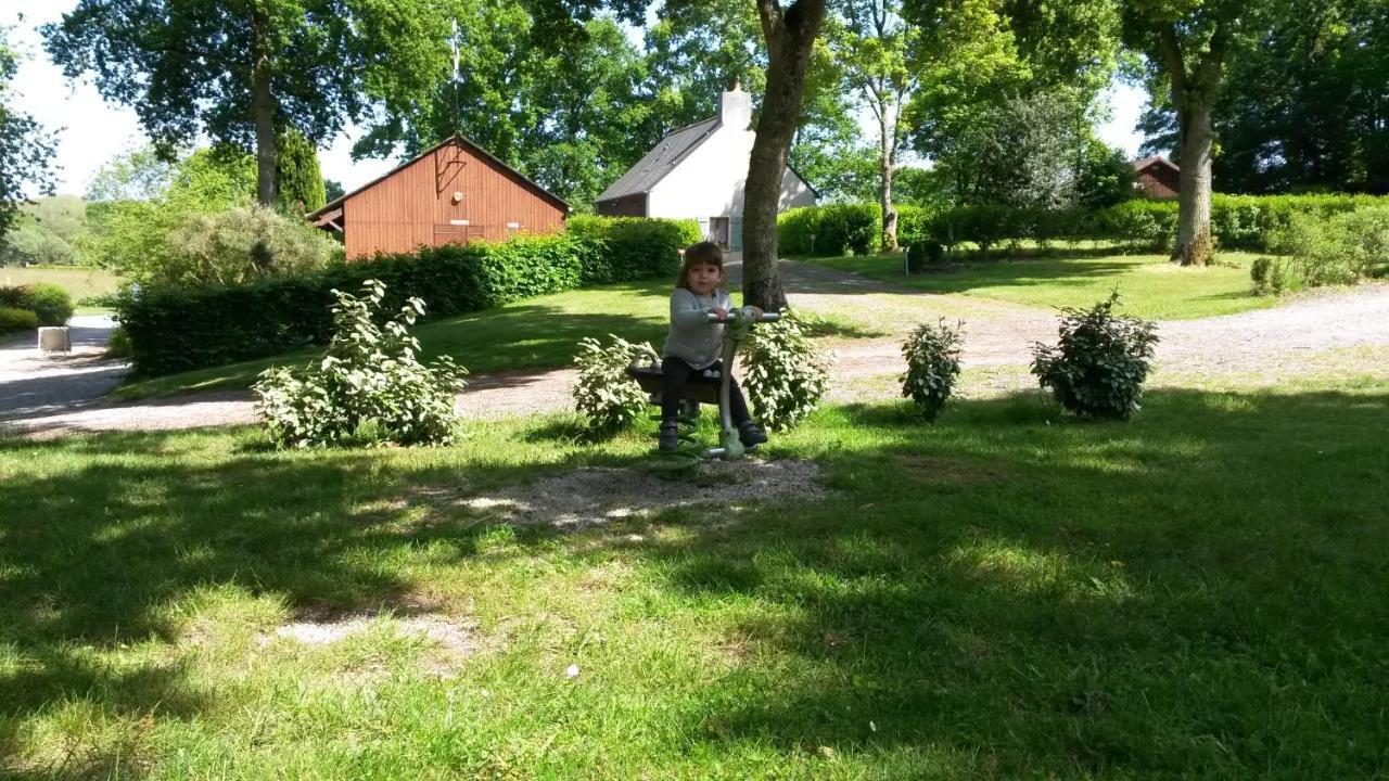 Camping le Balcon de la Baie Saint-Marcan Extérieur photo
